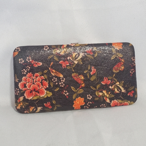 Van Heusen Wallet Womens Floral Birds Red - Picture 1 of 13